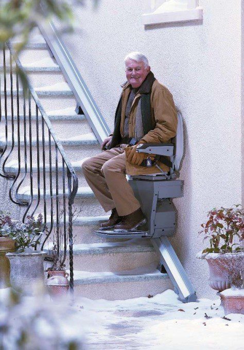 outdoor stair lift