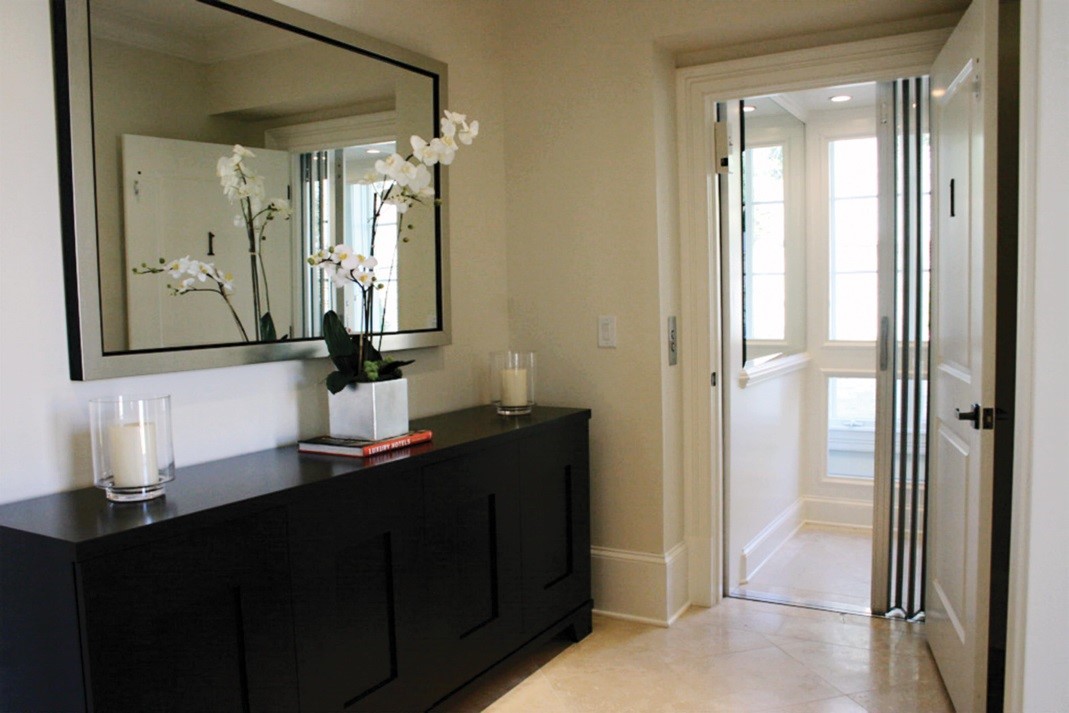 Read more about the article The Benefits of Installing a Home Elevator: A Comprehensive Guide