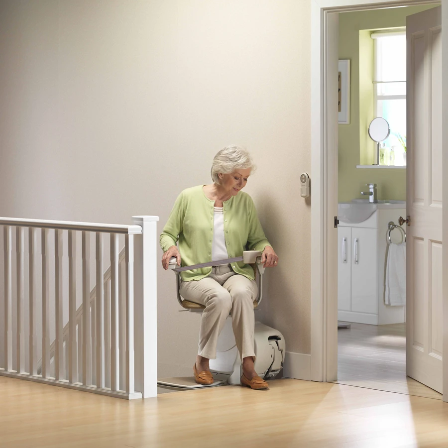 woman sitting in Stannah Sienna 600